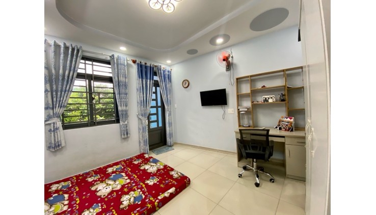 NHÀ 1/ ĐƯỜNG SỐ 8 - GẦN AEON TÂN PHÚ - HẺM THÔNG THOÁNG - 45M2 - 2 TẦNG 3PN GIÁ 3.95 TỶ